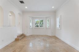 Picture of 10155 SW 75Th Pl, Pinecrest, FL 33156