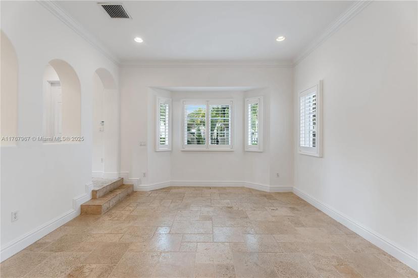 Picture of 10155 SW 75Th Pl, Pinecrest FL 33156
