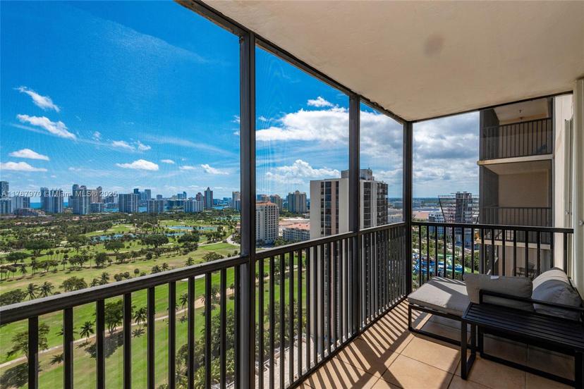 Picture of 20301 W Country Club Dr. # 2524, Aventura FL 33180