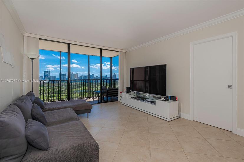 Picture of 20301 W Country Club Dr. # 2524, Aventura FL 33180