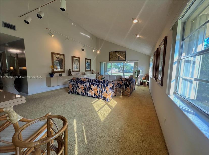 Picture of 8760 Holly Ct # 204, Tamarac FL 33321