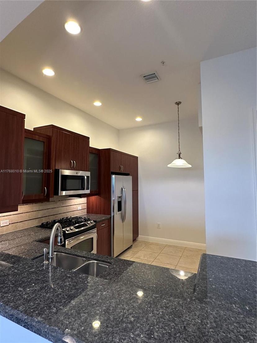 Picture of 3055 NW 126Th Ave # 411, Sunrise FL 33323