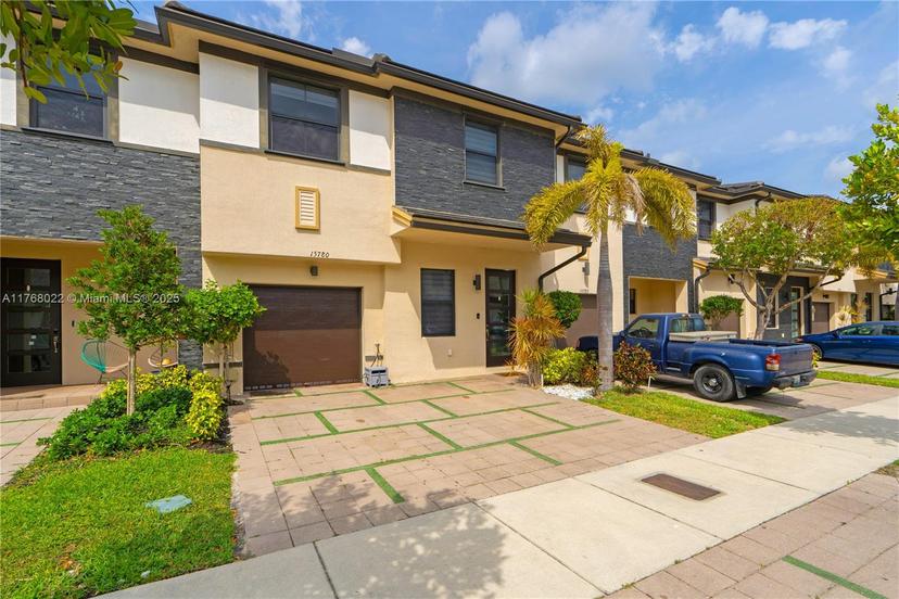Picture of 15780 NW 91St Ct # 15780, Miami Lakes FL 33018