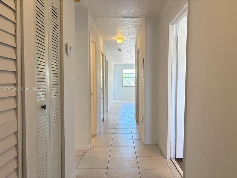 Picture of 15481 SW 81St Cir Ln # 76, Miami FL 33193