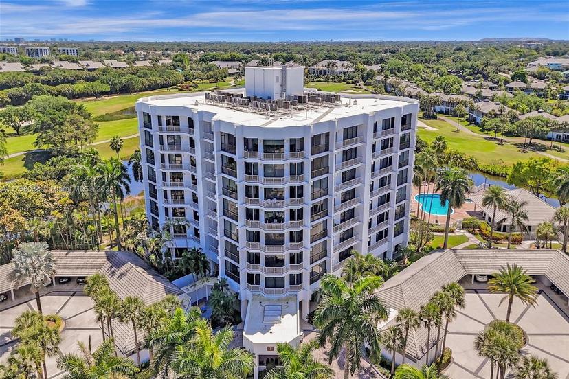Picture of 20310 Fairway Oaks Dr # 173, Boca Raton FL 33434