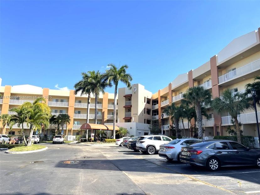 Picture of 7775 Yardley Dr # 409, Tamarac FL 33321