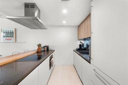 Picture of 1000 Brickell Plz # 4705, Miami, FL 33131