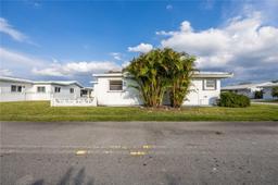 Picture of 8211 NW 59Th Ct, Tamarac, FL 33321