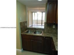 Picture of 8335 SW 152 Av # 308, Miami, FL 33193