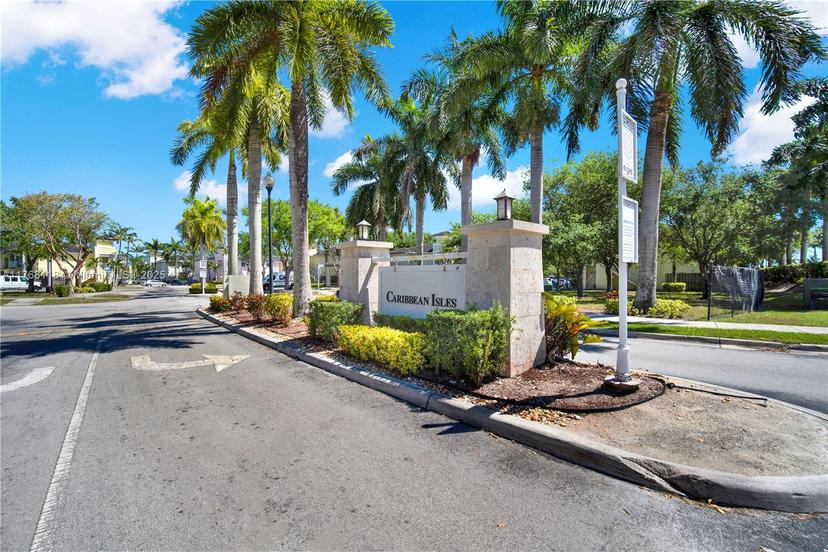 Picture of 374 NE 27Th Ave # 203, Homestead FL 33033