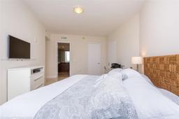 Picture of 15811 Collins Ave # 1105, Sunny Isles Beach, FL 33160