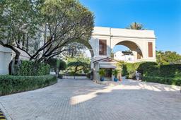 Picture of 3504 Bayshore Villas Dr, Miami, FL 33133