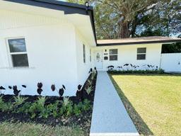 Picture of 3740 Percival Ave, Miami, FL 33133