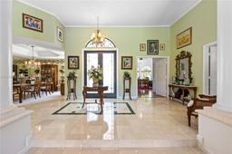 Picture of 2678 Meadowood Dr, Weston, FL 33332