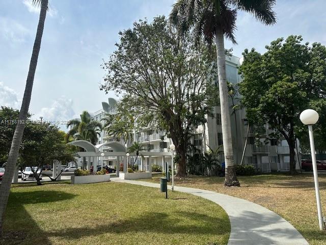 Picture of 484 NW 165Th St Rd # 415, Miami FL 33169