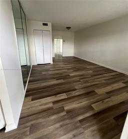 Picture of 7300 NW 4Th Pl # 205, Margate, FL 33063