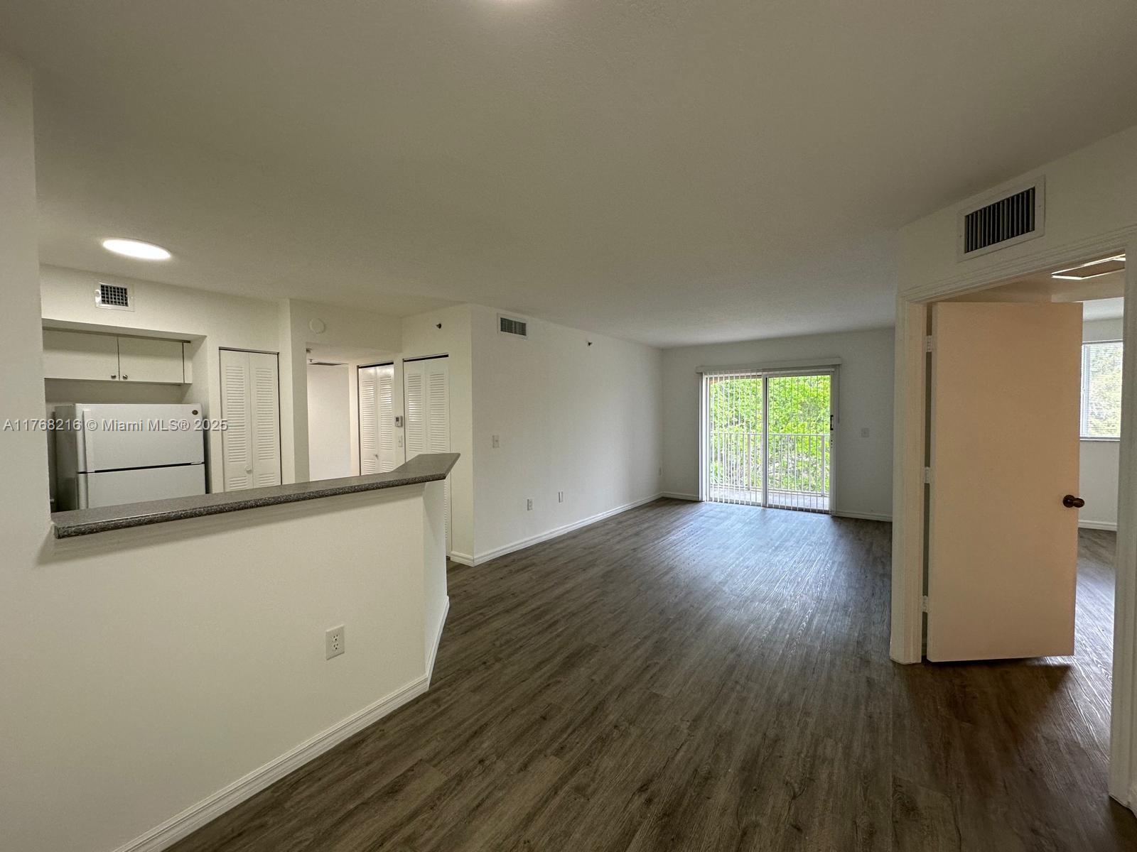 Picture of 17602 NW 25Th Ave # 304, Miami Gardens, FL 33056