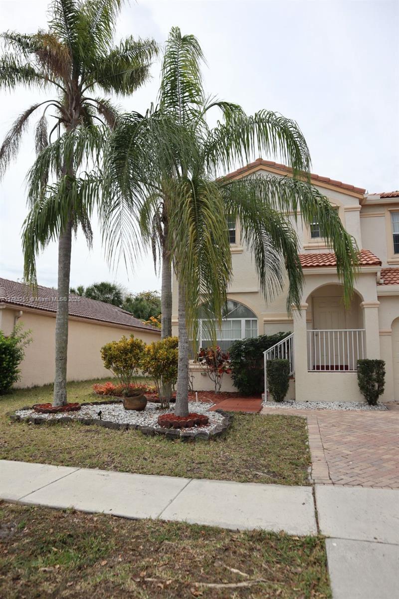 Picture of 1498 NW 153Rd Ln, Pembroke Pines FL 33028