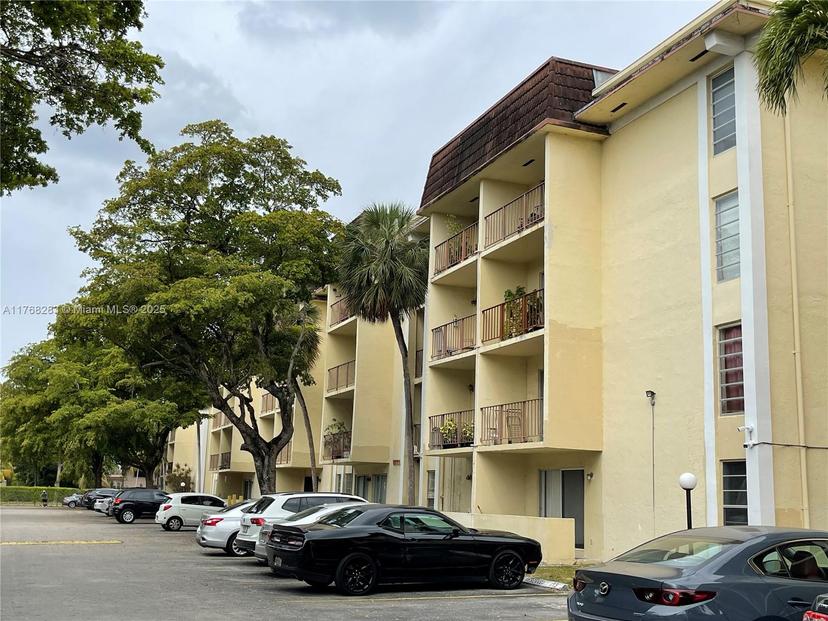 Picture of 12035 NE 2Nd Ave # A209, North Miami FL 33161
