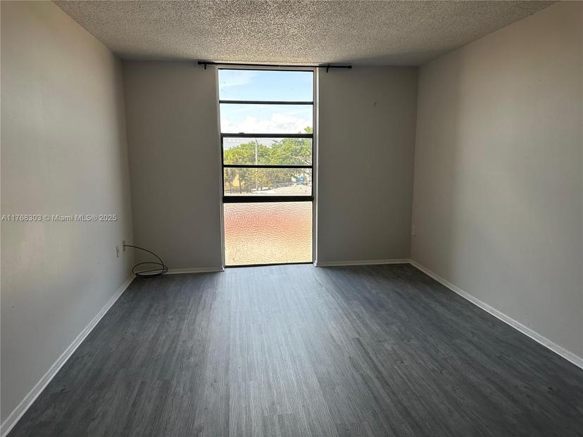 Picture of 16851 NE 23Rd Ave # A409, North Miami Beach FL 33160