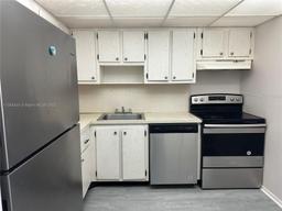Picture of 16851 NE 23Rd Ave # A409, North Miami Beach, FL 33160