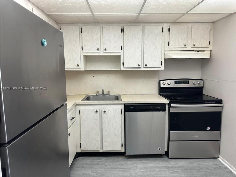 Picture of 16851 NE 23Rd Ave # A409, North Miami Beach FL 33160