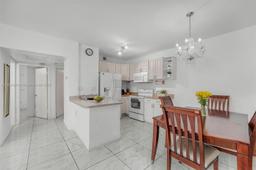 Picture of 15699 SW 73Rd Cir Ter # 9, Miami, FL 33193