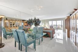 Picture of 2334 S Cypress Bend Dr # 908, Pompano Beach, FL 33069
