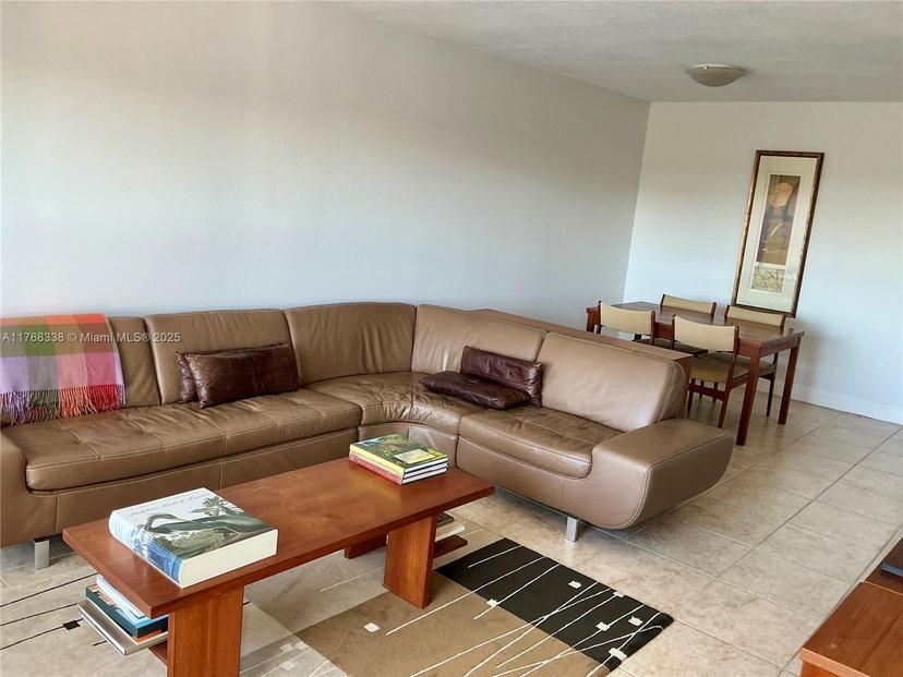 Picture of 2801 N Palm Aire Dr # 605, Pompano Beach FL 33069