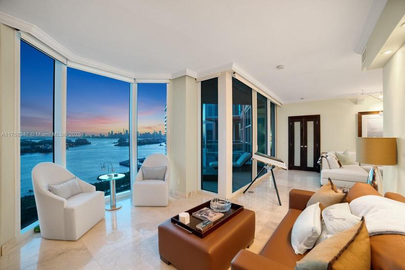 Picture of 300 S Pointe Dr # 1902, Miami Beach FL 33139