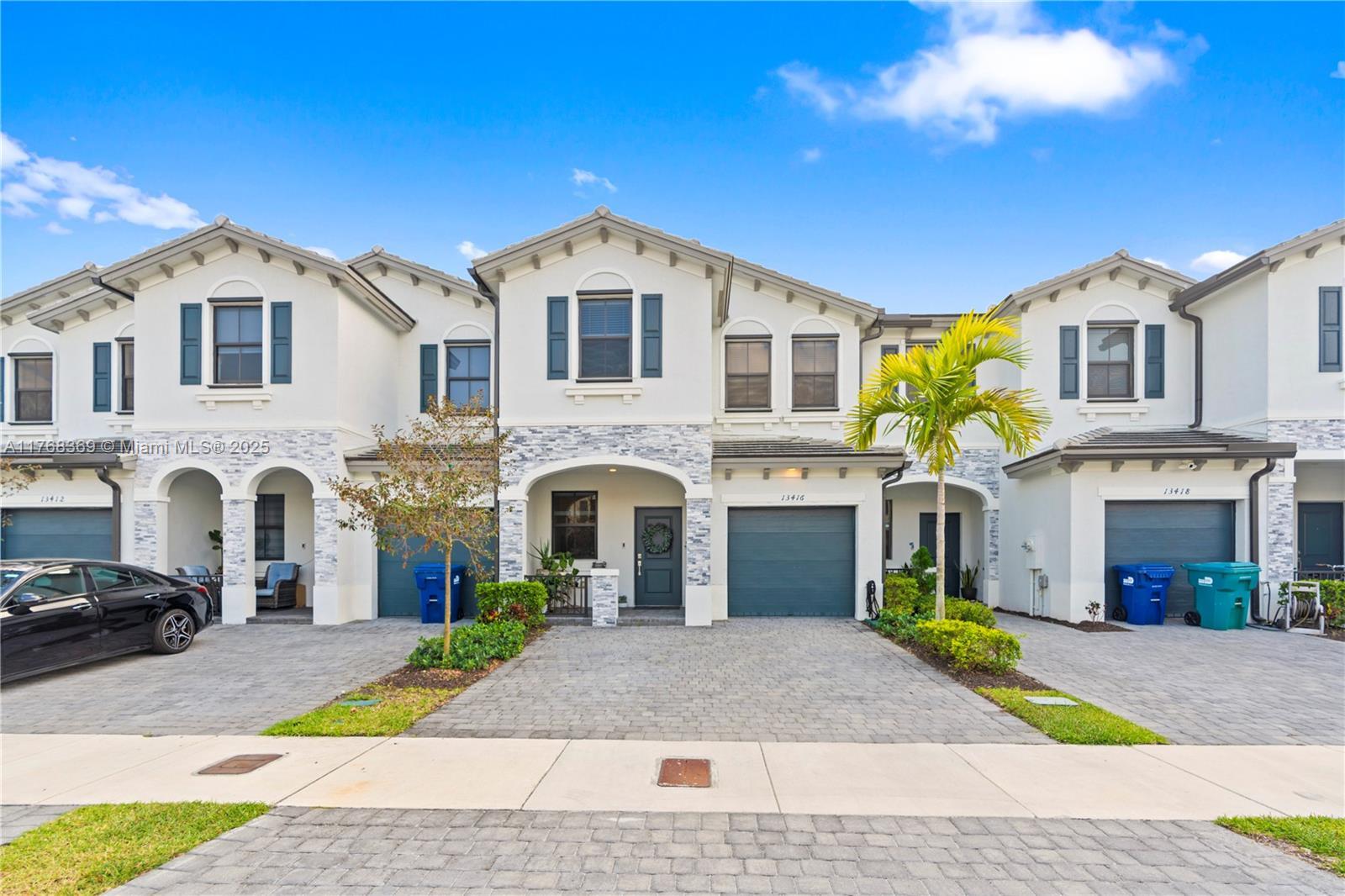 Picture of 13416 SW 287Th Ter, Homestead, FL 33033
