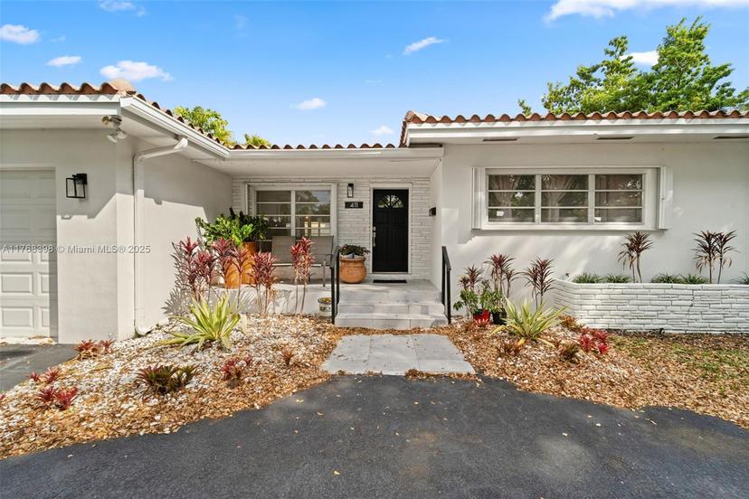 Picture of 411 Malaga Ave, Coral Gables FL 33134