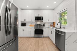 Picture of 411 Malaga Ave, Coral Gables, FL 33134