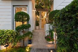 Picture of 306 NE 8Th Ave # 306, Fort Lauderdale, FL 33301