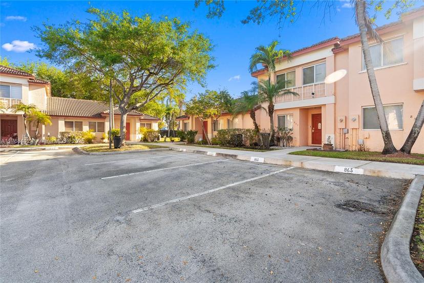 Picture of 863 NW 208Th Ter # 863, Pembroke Pines FL 33029