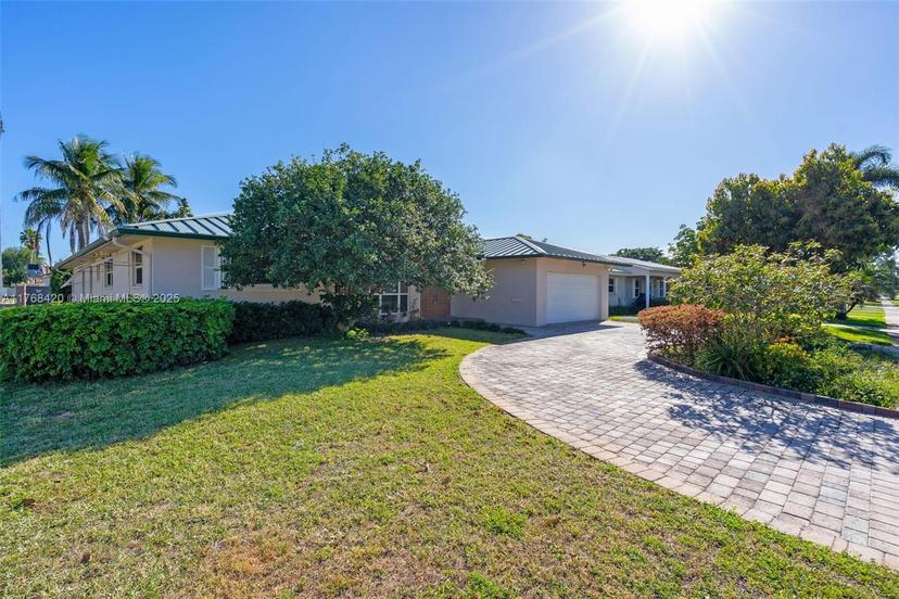 Picture of 5000 Cleveland St, Hollywood FL 33021