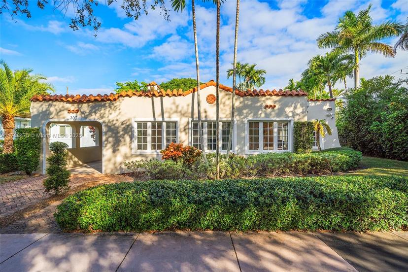 Picture of 307 Alesio Ave, Coral Gables FL 33134
