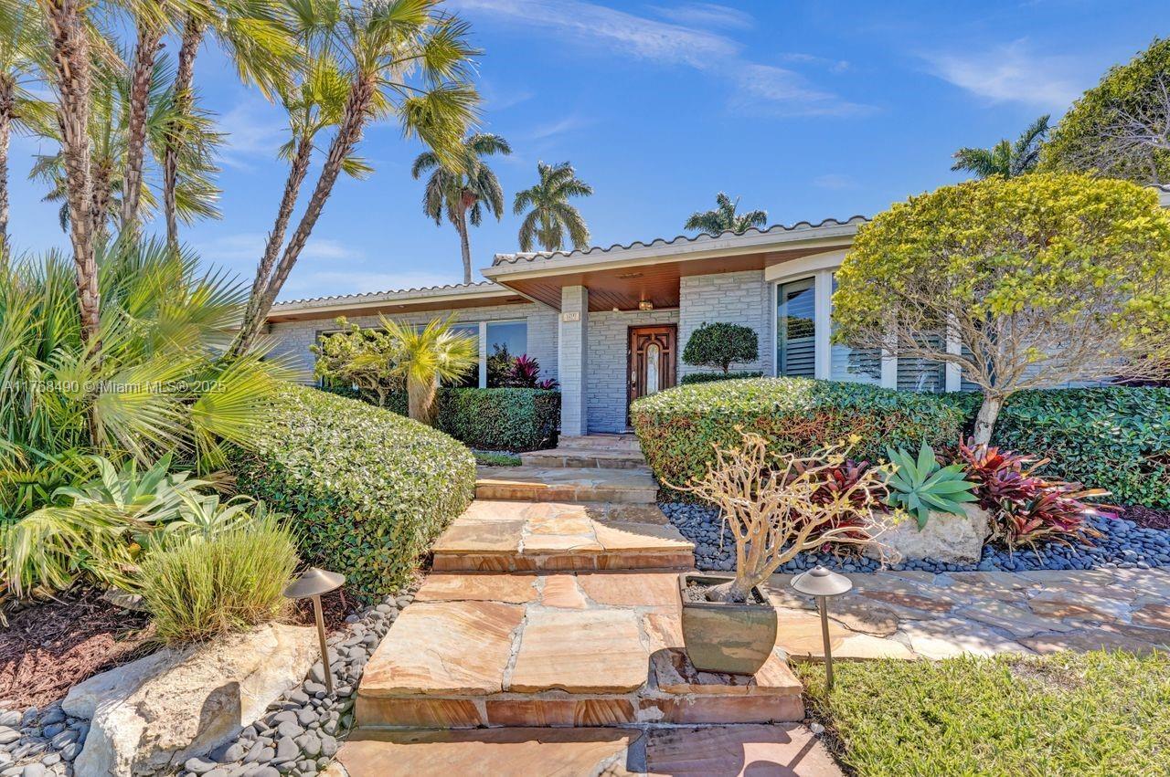 Picture of 1200 S Southlake Dr, Hollywood, FL 33019