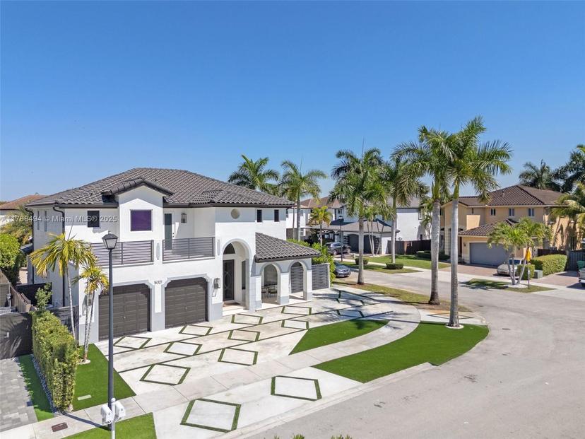 Picture of 16321 SW 62Nd Ter, Miami FL 33193