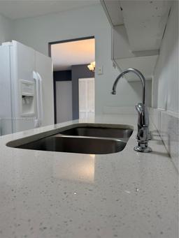 Picture of 5501 NW 7Th St # E301, Miami, FL 33126