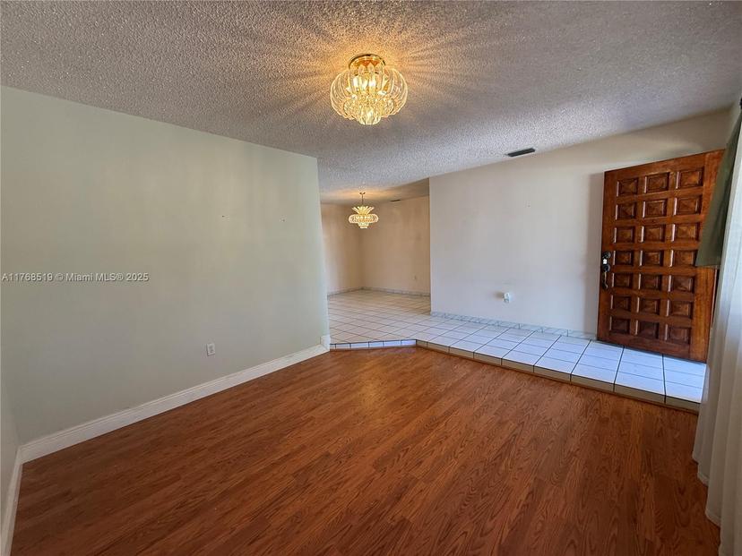Picture of 7890 W 5Th Ln, Hialeah FL 33014