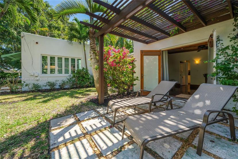 Picture of 111 Cadima Ave, Coral Gables FL 33134
