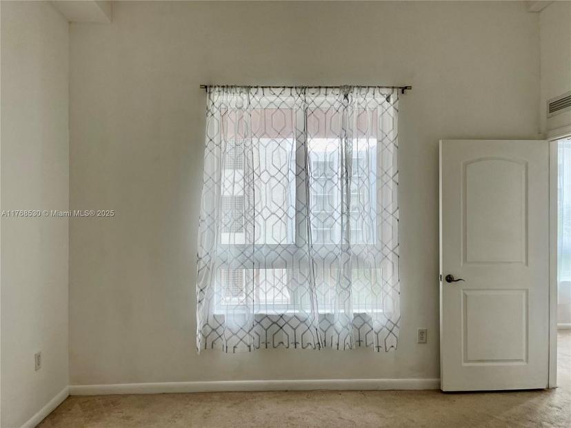 Picture of 7350 SW 89Th St # 514S, Miami FL 33156