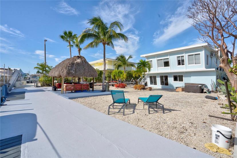 Picture of 162 Azalea Street, Plantation Key FL 33070