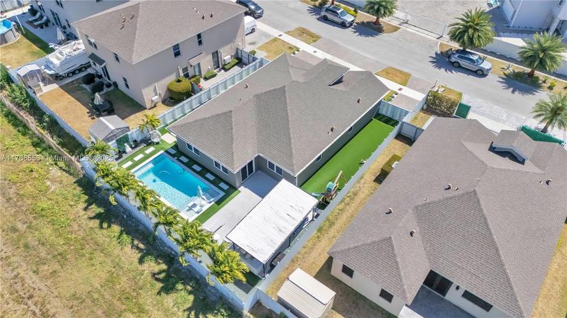 Picture of 27530 SW 135Th Ave Rd, Homestead FL 33032