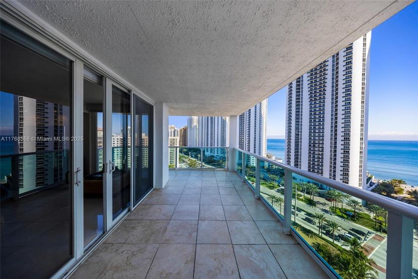 Picture of 100 Bayview Dr # 1905, Sunny Isles Beach FL 33160