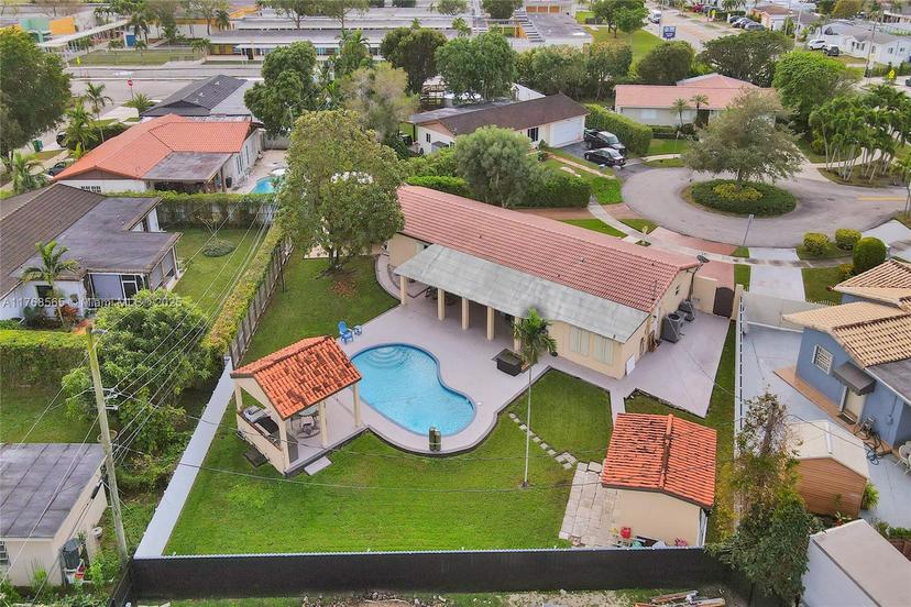 Picture of 9633 SW 11Th Ter, Miami FL 33174