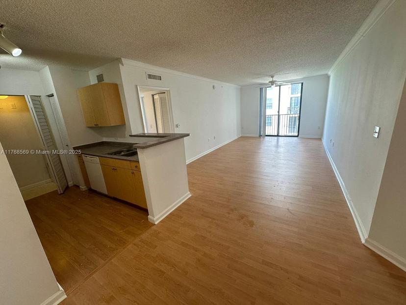 Picture of 1919 Van Buren St # 510A, Hollywood FL 33020