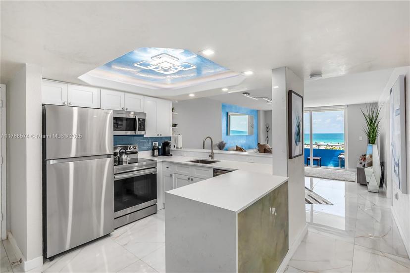 Picture of 465 Ocean Dr # 315, Miami Beach FL 33139