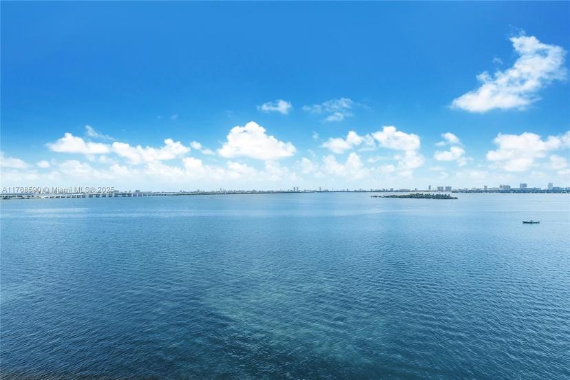 Picture of 725 NE 22Nd St # 7B, Miami FL 33137